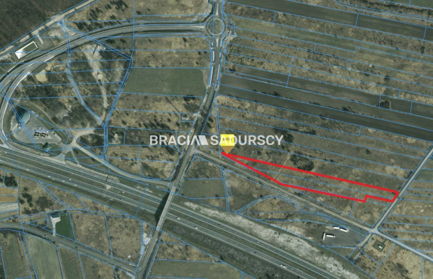 Działka komercyjna o powierzchni 8700 m² położona w miejscowości Rudno, gmina Krzeszowice. Teren w miejscowym planie zagospodar