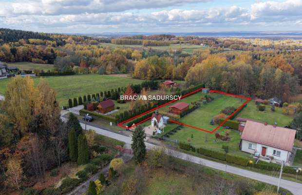 Piękna działka z domkiem letniskowym w Bęczynie gm. Brzeźnica    

  Oferujemy piękną działkę o powierzchni 2017 m 2 , położoną