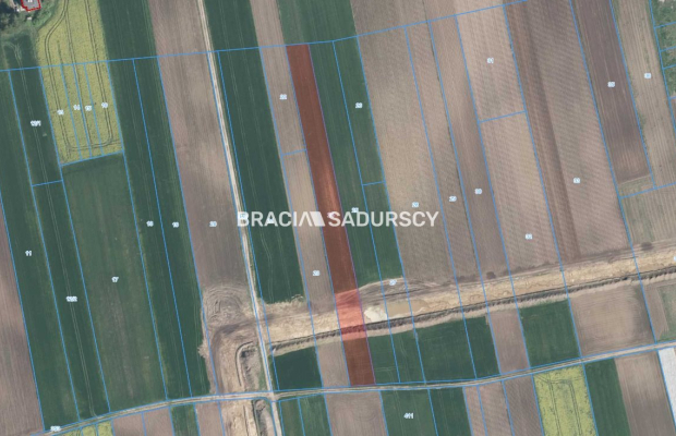 Działka rolna o pow. 41 ar. w Krakowie.  
Przedmiotem oferty jest nieruchomość gruntowa niezabudowana o nr ew.  24  położona w 