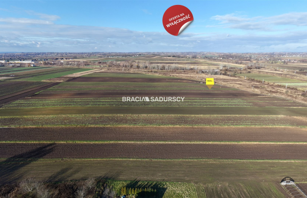 Działka budowlana o pow. 13 ar. w Krakowie.  
Przedmiotem oferty jest nieruchomość gruntowa niezabudowana o nr ew.  52/1  położ