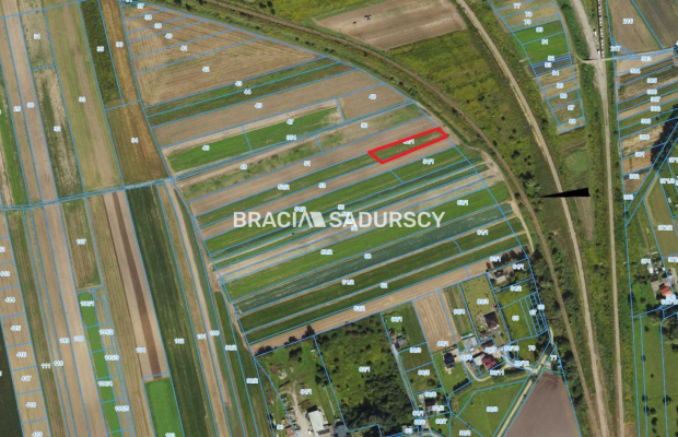 Działka budowlana o pow. 13 ar. w Krakowie.  
Przedmiotem oferty jest nieruchomość gruntowa niezabudowana o nr ew.  52/1  położ