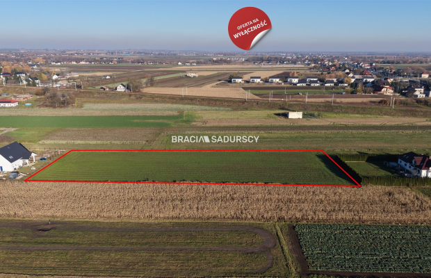 Działka budowlana o pow. 57 arów w Krakowie - Nowej Hucie   
 
Przedmiotem oferty jest działka o nr  309/2    położona w obrębi