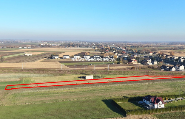 Działka budowlana o pow. 46 arów w Krakowie - Nowej Hucie   
 
Przedmiotem oferty jest działka o nr  302    położona w obrębie 