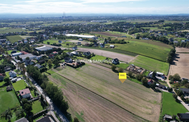 Działka budowlana - Kraków, Nowa Huta, Łuczanowice, ul. ks. Kazimierza Figlewicza  

 Na sprzedaż działka budowlana o powierzch