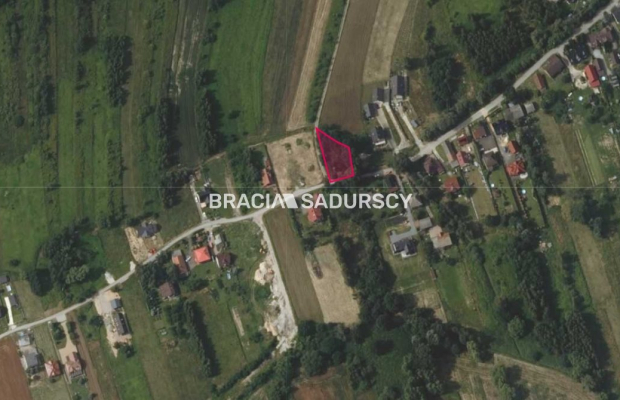 DZIAŁKA BUDOWLANA 9 ARÓW JEZIORZANY UZBROJONA