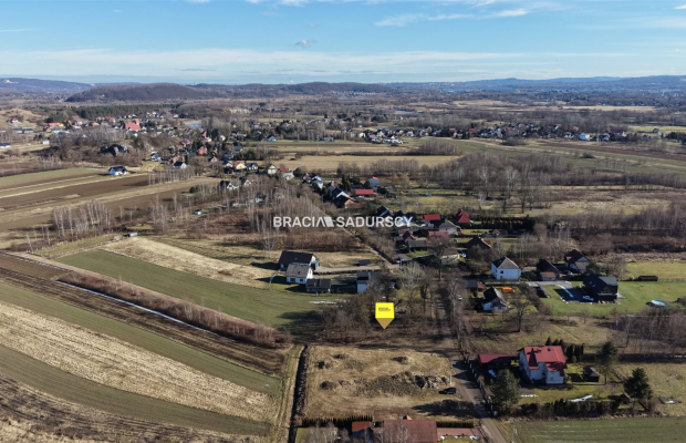 DZIAŁKA BUDOWLANA 9 ARÓW JEZIORZANY UZBROJONA