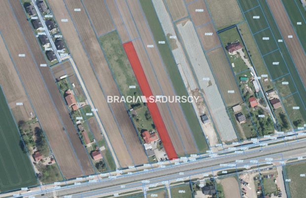 Działka budowlana o pow. 23 arów w Krakowie - Nowej Hucie   
 
Przedmiotem oferty jest działka o nr  323/2    położona w obrębi