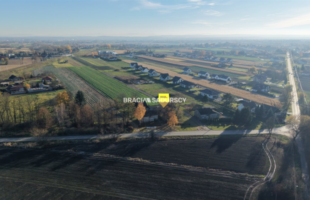 Działka budowlana o pow. 83 arów w Krakowie - Nowej Hucie   
 
Przedmiotem oferty jest działka o nr  301/2    położona w obrębi