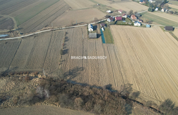 Popędzyna działka z możliwośćią uzyskania wz