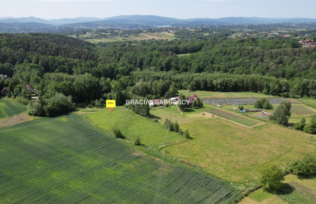 GRAJÓW, GMINA WIELICZKA, DZIAŁKA BUDOWLANA O POW. 1145 m 2 .  
 
Widokowa działka budowlana w zacisznym spokojnym miejscu, w mi