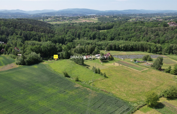 GRAJÓW, GMINA WIELICZKA, DZIAŁKA BUDOWLANA O POW. 1145 m 2 .  
 
Widokowa działka budowlana w zacisznym spokojnym miejscu, w mi