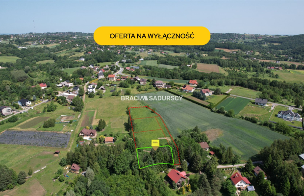 GRAJÓW, GMINA WIELICZKA, DZIAŁKA BUDOWLANA O POW. 1145 m 2 .  
 
Widokowa działka budowlana w zacisznym spokojnym miejscu, w mi
