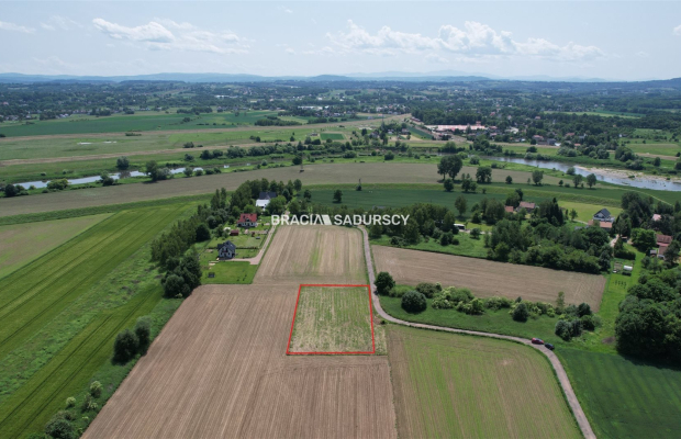 Działka z pozwoleniem na budowę w Wołowicach!