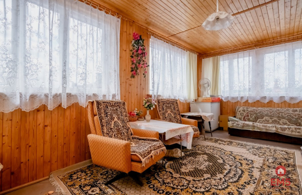 Dom 2 piętrowy, ogród