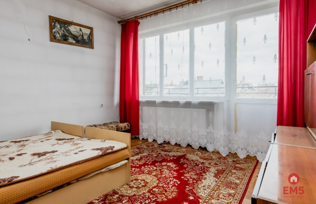 Dom 2 piętrowy, ogród