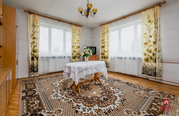 Dom 2 piętrowy, ogród