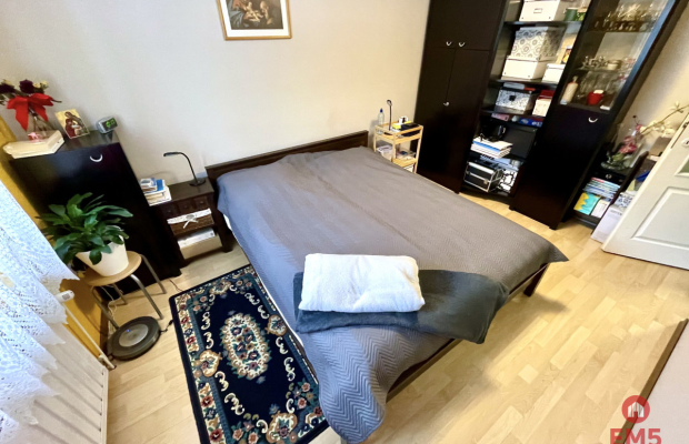 Dom szeregowy z lokalem usługowym