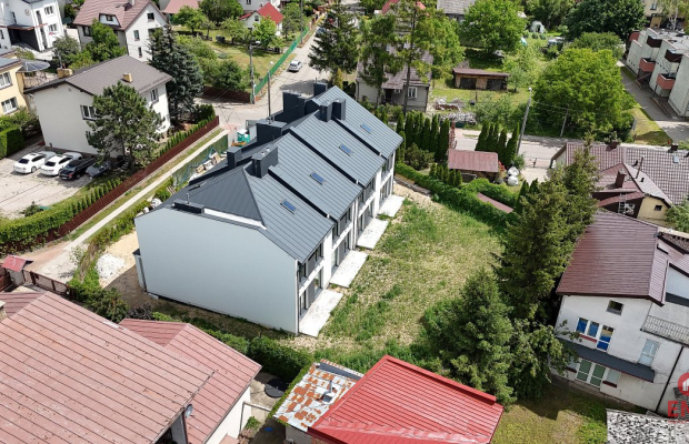 Szeregówka z garażem