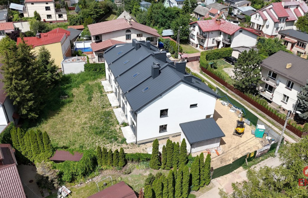 Szeregówka z garażem