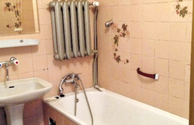 Dom z zabudowie szeregowej, do remontu