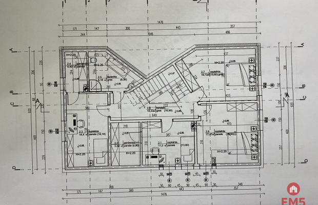 Większość atrakcyjnych nieruchomości w tej okolicy znika zanim trafia na portale. Dlatego pracujemy również na ofertach dostępn