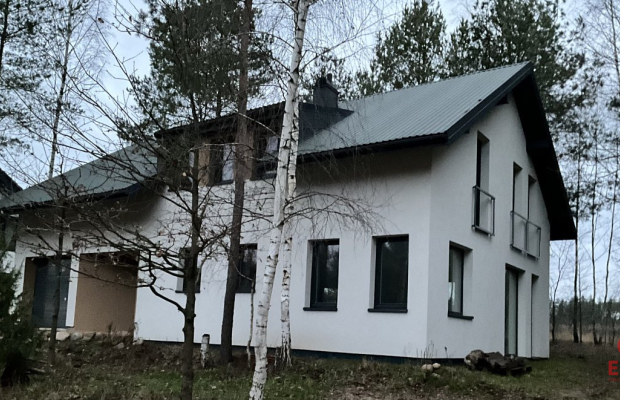 Większość atrakcyjnych nieruchomości w tej okolicy znika zanim trafia na portale. Dlatego pracujemy również na ofertach dostępn