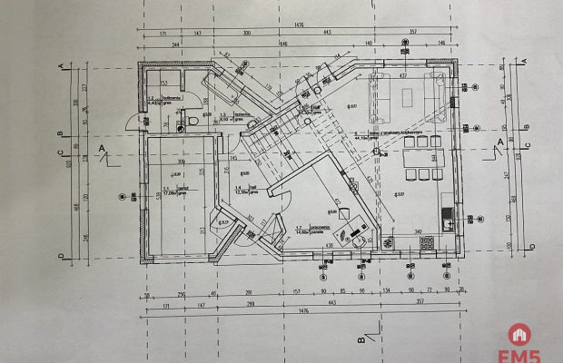 Większość atrakcyjnych nieruchomości w tej okolicy znika zanim trafia na portale. Dlatego pracujemy również na ofertach dostępn