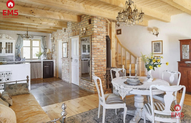 Dwa domy blisko jeziora – Serwy, gm. Płaska