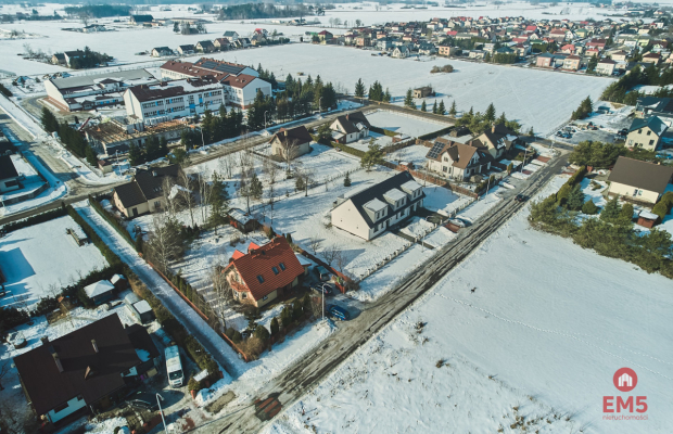 Dom w Raczkach dla 2 rodzin