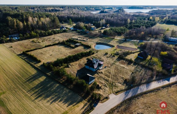 Dom 190 m² w stanie surowym – duża działka 5000 m²