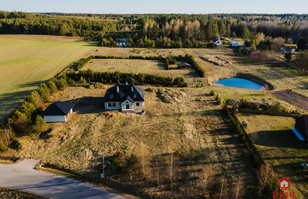 Dom 190 m² w stanie surowym – duża działka 5000 m²