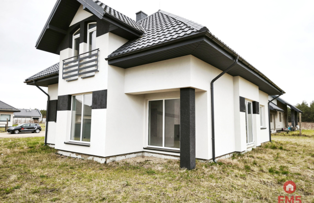 Dom wolnostojący 160 m² blisko jeziora i lasu