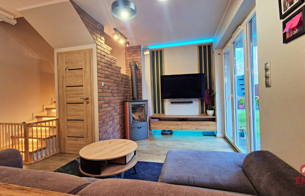 Nowoczesny skrajny szeregowiec z dużym ogrodem!