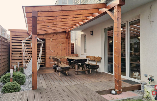 Nowoczesny skrajny szeregowiec z dużym ogrodem!