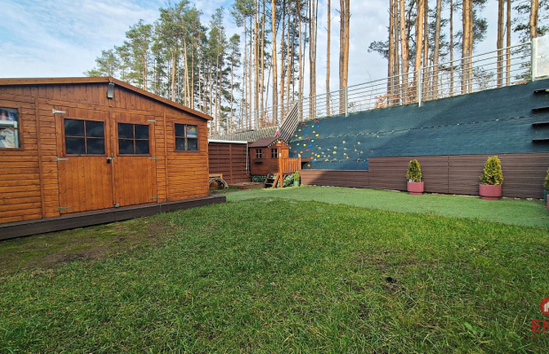 Nowoczesny skrajny szeregowiec z dużym ogrodem!