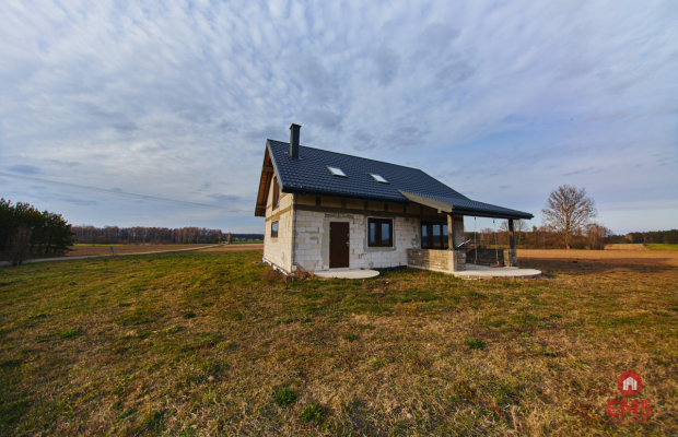 Dom w stanie surowym zamkniętym