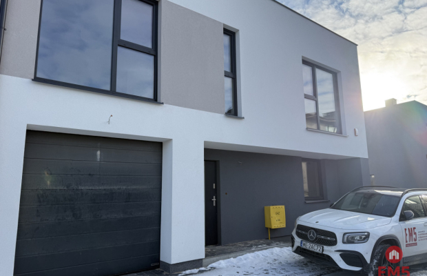 Dom w zabudowie bliźniaczej Księżyno