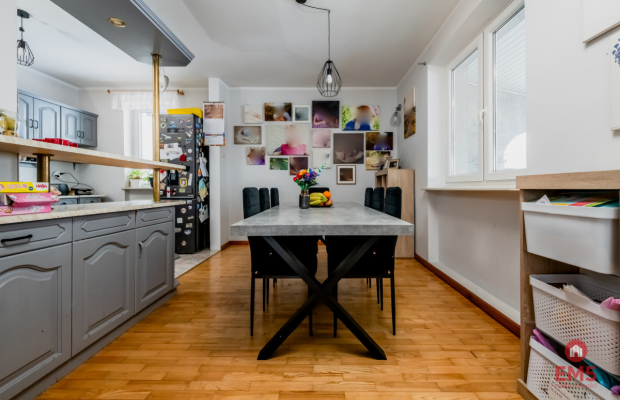 Dom z garażem  obok Białegostoku