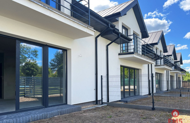 Szeregówki  w świetnej lokalizacji