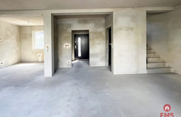 Szeregówki  w świetnej lokalizacji