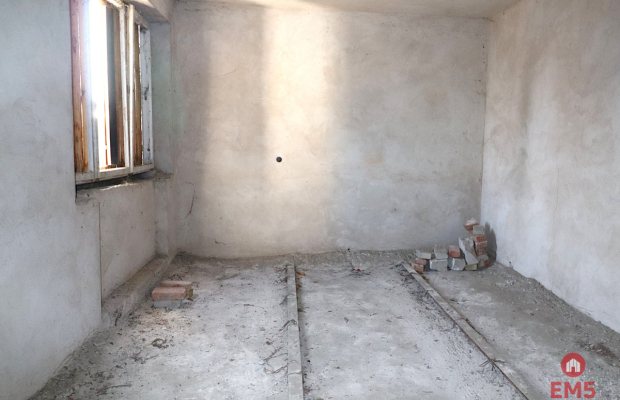 Dom w Sejnach do wykończenia z działką