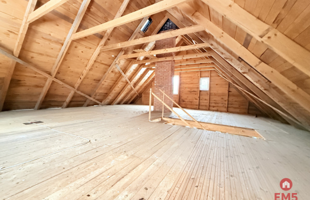 Dom wolnostojący pod miastem