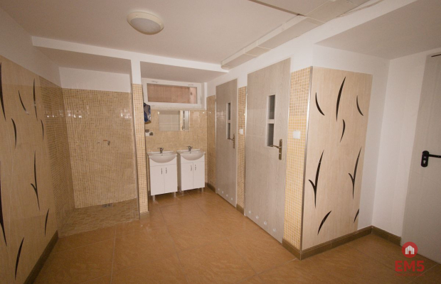 Budynek 430m2*Dom Ul. Stroma