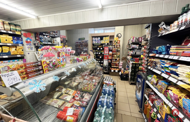 Lokal,  sklep osiedlowy.  Białystok