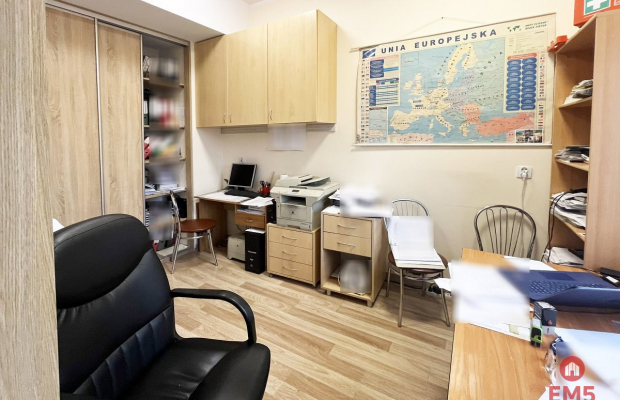 Ładny lokal 66 m2, parter. Polecamy