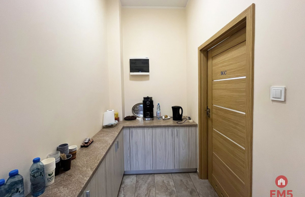 Ładny lokal 66 m2, parter. Polecamy