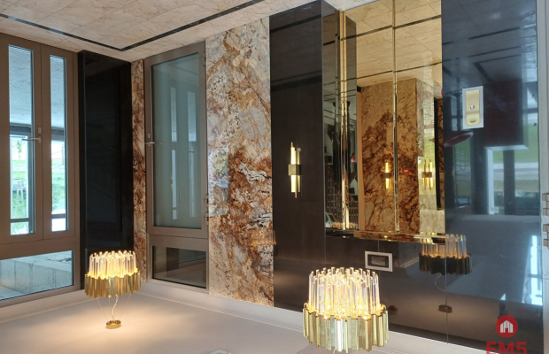 Supraśl. Lokale w centrum uzdrowiska.