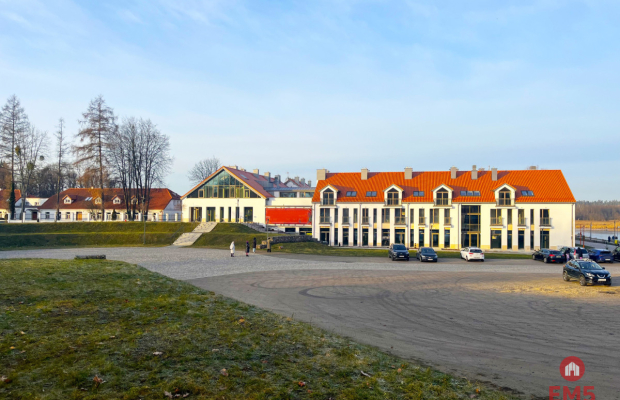 Supraśl. Lokale w centrum uzdrowiska.