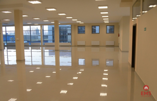 Miejsce na salon sprzedaży Twojej marki!