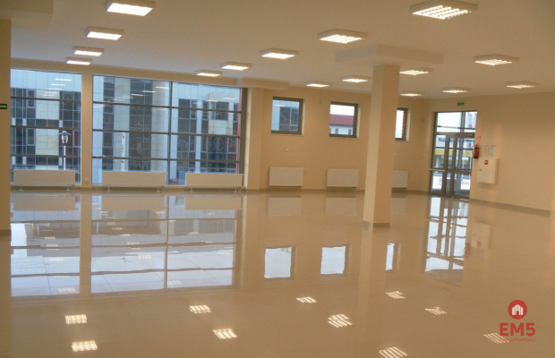 Miejsce na salon sprzedaży Twojej marki!